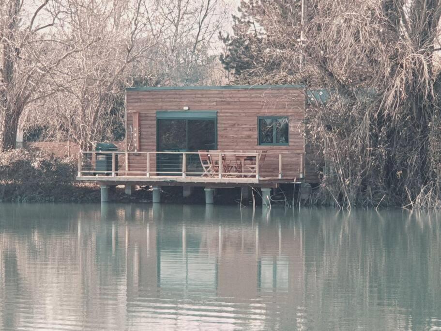 Chalet Les Pieds Dans L'Eau La Campagne A La Ville Saint-Doulchard Bagian luar foto